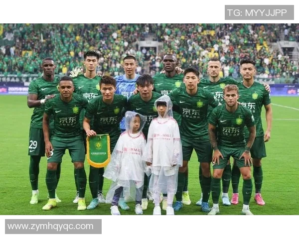 国安迎战澳大利亚球队全力争胜展现中国足球新风貌 国安迎战澳大利亚球队全力争胜展现中国足球新风貌